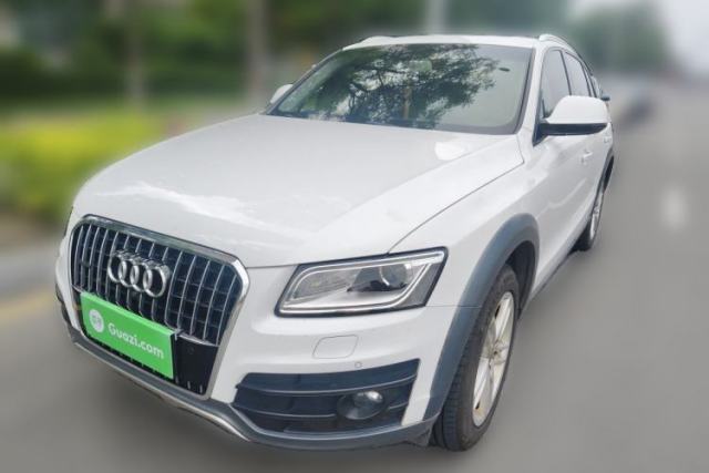 Used Audi Q5 2018 Collector's Edition 40 TFSI Technology Model