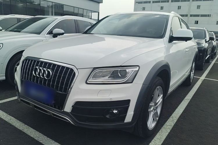 Used Audi Q5 2018 Collector's Edition 40 TFSI Technology Model Guazi used car, China used car export, Used car for sale, Used cars, Cheapest cars for sale