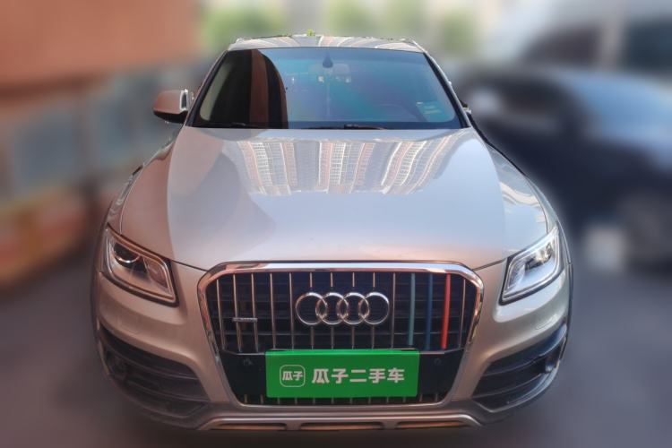 Used Audi Q5 2018 Collector's Edition 40 TFSI Technology Model Front
