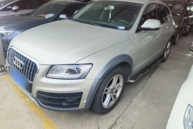 Used Audi Q5 2018 Collector's Edition 40 TFSI Technology Model