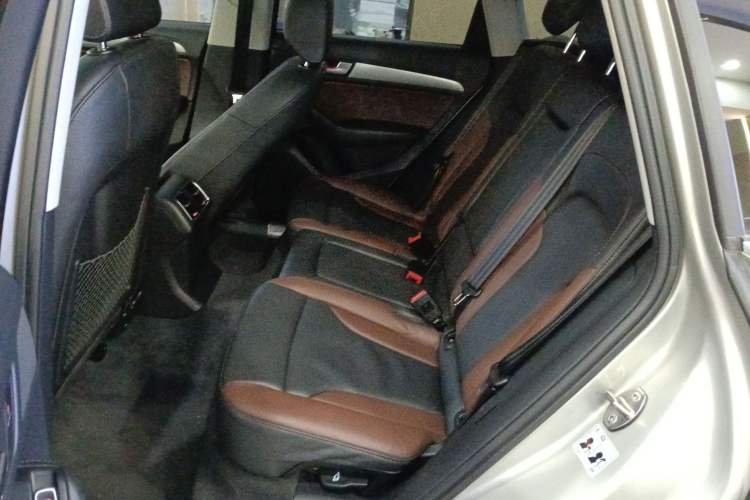 Used Audi Q5 2018 Collector's Edition 40 TFSI Technology Model Left Rear Seat