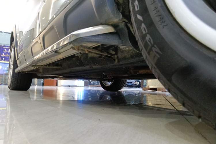 Used Audi Q5 2018 Collector's Edition 40 TFSI Technology Model Left Side Sill