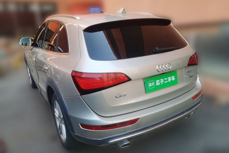Used Audi Q5 2018 Collector's Edition 40 TFSI Technology Model Rear Left 45 Deg