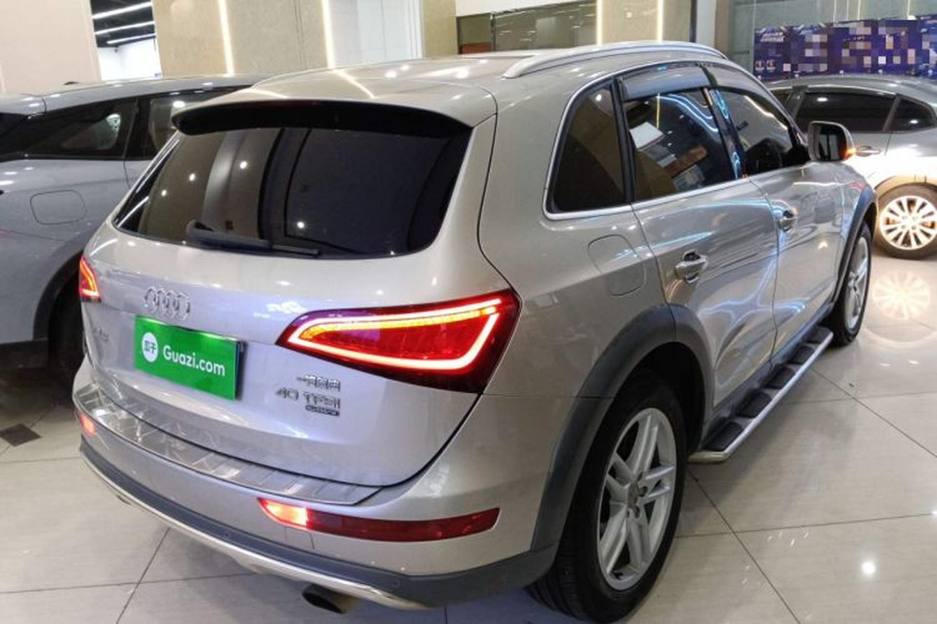 Used Audi Q5 2018 Collector's Edition 40 TFSI Technology Model Rear Right 45 Deg