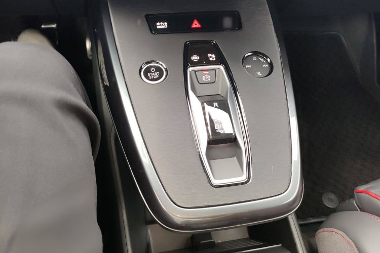 Used Audi Q5 e-tron 2023 40 e-tron Starry Edition Black Warrior Version Gear Lever