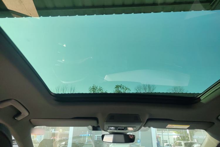 Used Audi Q5 e-tron 2022 40 e-tron Starlight Edition Mech Kit Headliner