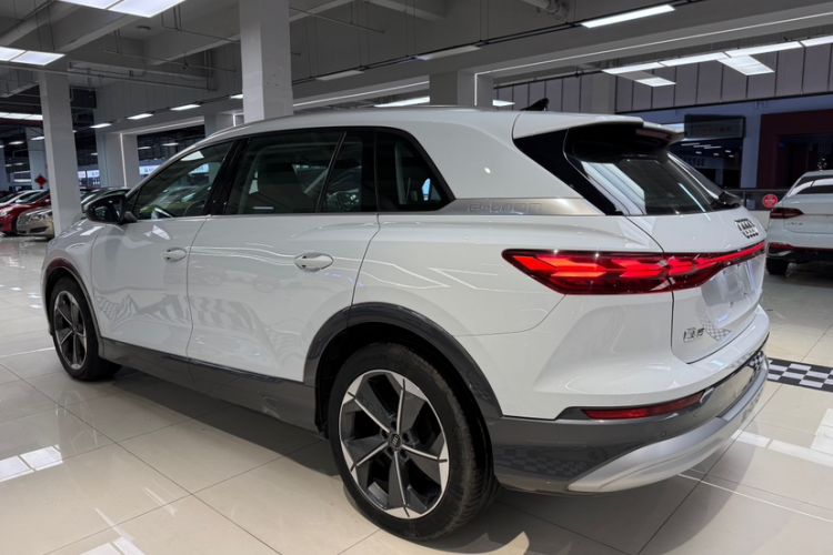Used Audi Q5 e-tron 2023 40 e-tron Starry Edition Luxury Package Exterior 6