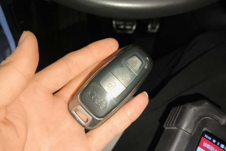 Used Audi Q5 e-tron 2023 40 e-tron Starry Edition Luxury Package Interior 1