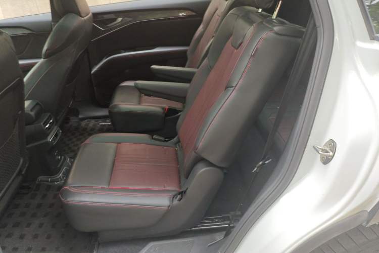 Used Audi Q5 e-tron 2022 40 e-tron Starlight Edition Mech Kit Interior 4