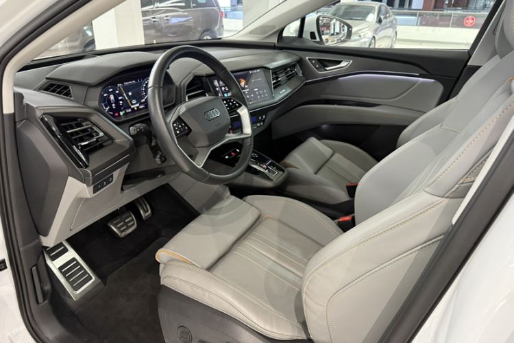 Used Audi Q5 e-tron 2023 40 e-tron Starry Edition Luxury Package Interior 6
