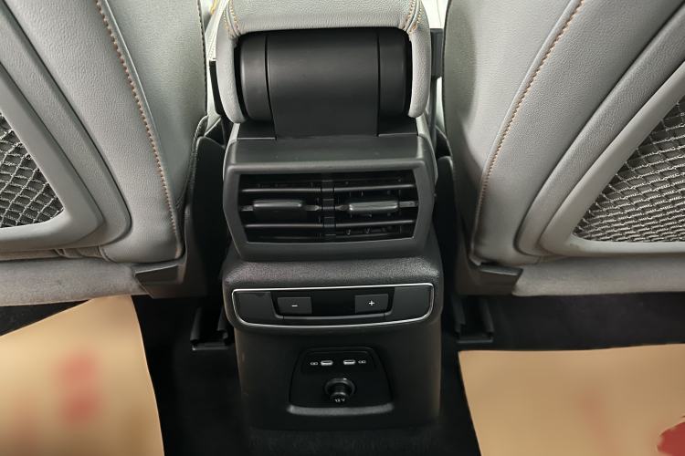 Used Audi Q5 e-tron 2022 40 e-tron Starry Edition Luxury Package Interior 7