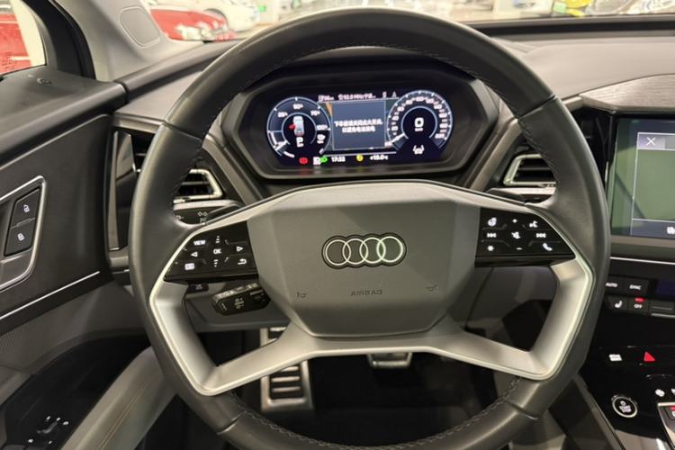 Used Audi Q5 e-tron 2023 40 e-tron Starry Edition Luxury Package Interior 9