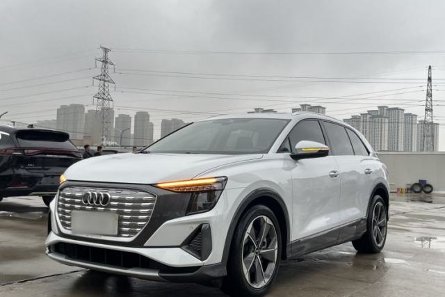 Used Audi Q5 e-tron 2022 40 e-tron Starry Edition Luxury Package