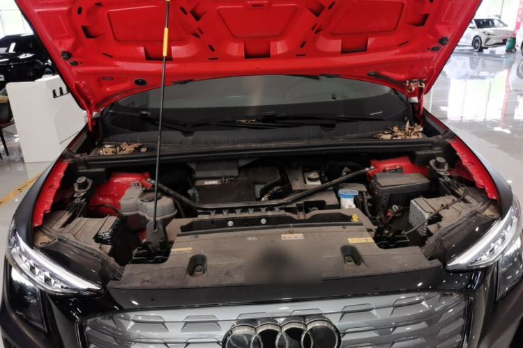 Used Audi Q5 e-tron 2022 50 e-tron quattro edition one Artistic Collection Edition Engine Bay