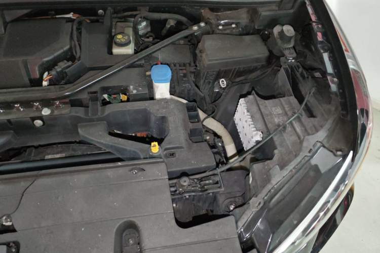Used Audi Q5 e-tron 2022 40 e-tron Starry Edition Luxury Package Engine Bay Left
