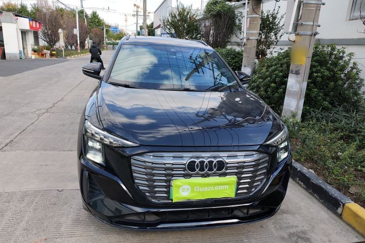 Used Audi Q5 e-tron 2022 40 e-tron Starlight Edition Mech Kit Exterior 1