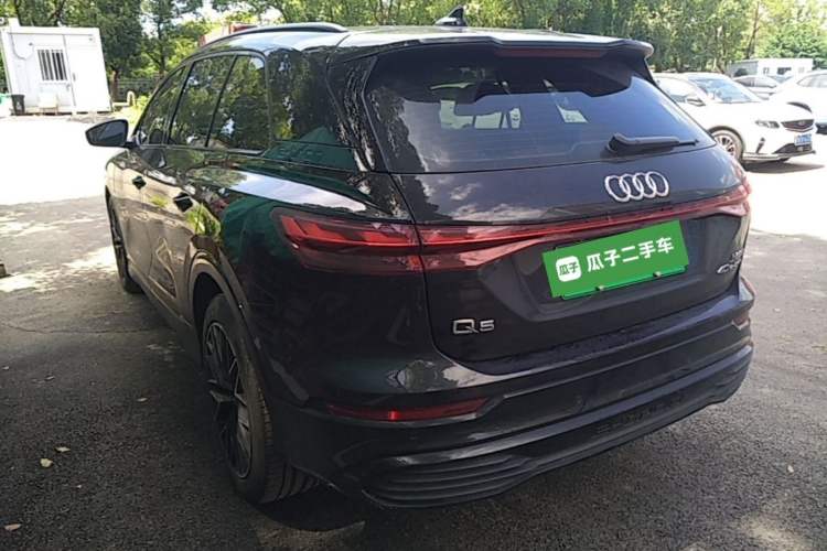 Used Audi Q5 e-tron 2022 40 e-tron Starlight Edition Mech Kit Exterior 2