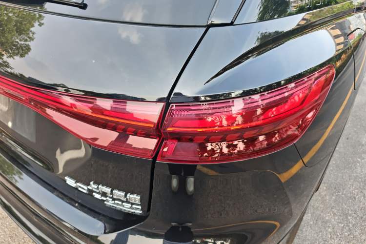 Used Audi Q5 e-tron 2022 50 e-tron quattro Glory Edition Mecha Kit Sun-Chasing Version Exterior 3