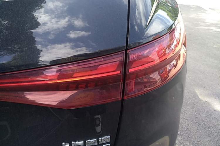 Used Audi Q5 e-tron 2022 40 e-tron Starlight Edition Mech Kit Exterior 3