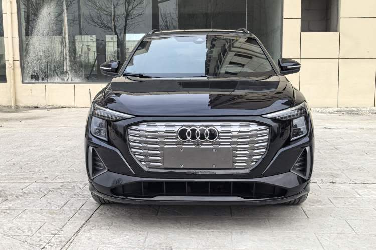 Used Audi Q5 e-tron 2022 40 e-tron Starry Edition Mechanical Suit Sun-Chasing Version Exterior 4