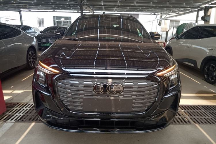 Used Audi Q5 e-tron 2022 40 e-tron Starlight Edition Mech Kit Front