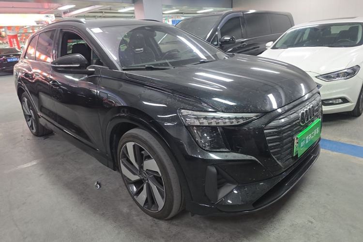 Used Audi Q5 e-tron 2022 50 e-tron quattro Glory Edition Mecha Kit Sun-Chasing Version Front Right 45 Deg