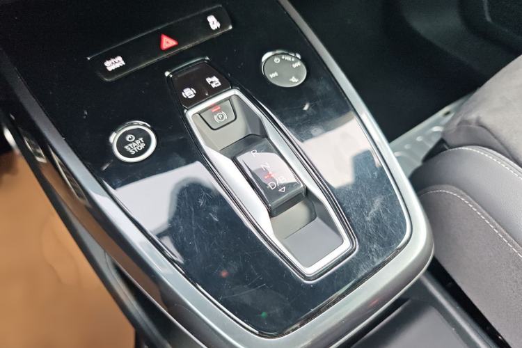 Used Audi Q5 e-tron 2022 50 e-tron quattro Glory Edition Mecha Kit Sun-Chasing Version Gear Lever