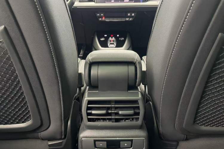 Used Audi Q5 e-tron 2022 40 e-tron Starlight Edition Mech Kit Interior 5