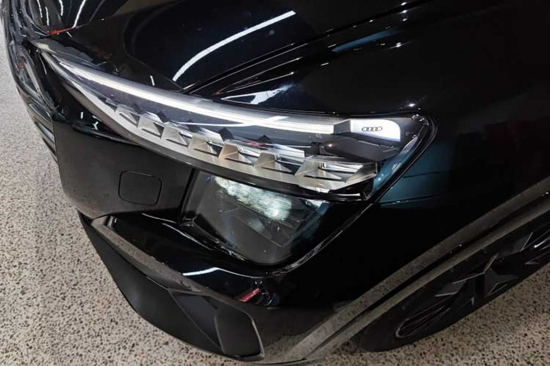 Used Audi Q5 e-tron 2022 40 e-tron Starlight Edition Mech Kit Left Front Headlight