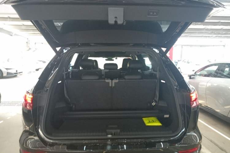 Used Audi Q5 e-tron 2022 40 e-tron Starlight Edition Mech Kit Trunk