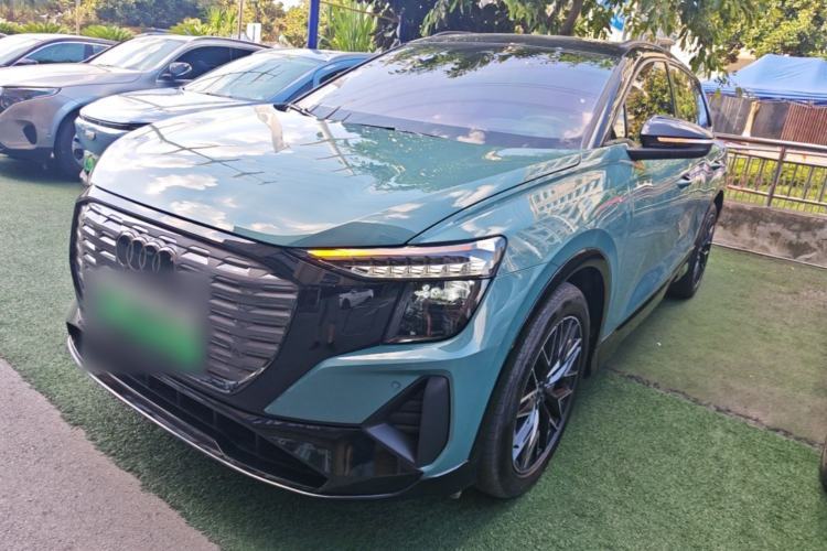 Used Audi Q5 e-tron 2022 40 e-tron Starlight Edition Mech Kit Guazi used car, China used car export, Used car for sale, Used  cars, Cheapest cars for sale