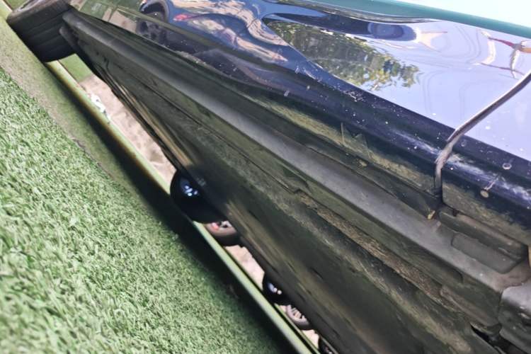 Used Audi Q5 e-tron 2022 40 e-tron Starlight Edition Mech Kit Right Side Sill