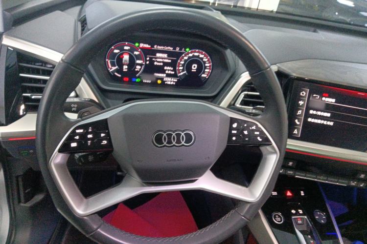 Used Audi Q5 e-tron 2022 50 e-tron quattro Glory Edition Elegant Suit Steering Wheel