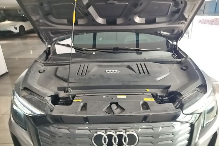 Used Audi Q5 e-tron 2022 40 e-tron Starlight Edition Mech Kit Engine Bay