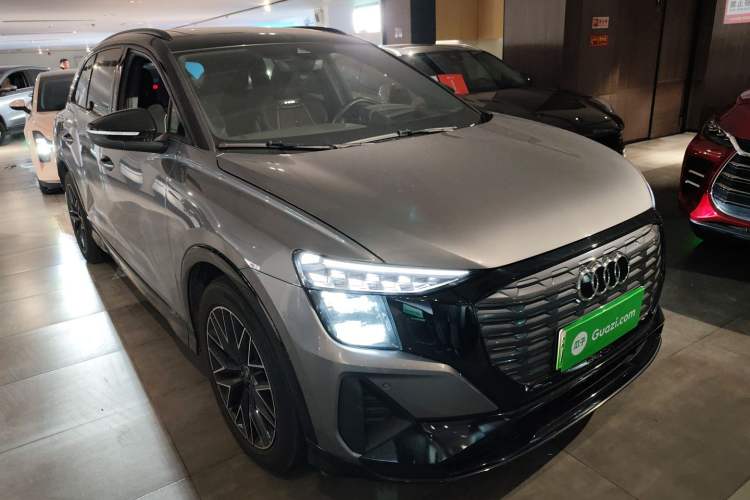Used Audi Q5 e-tron 2022 40 e-tron Starlight Edition Mech Kit Exterior 2