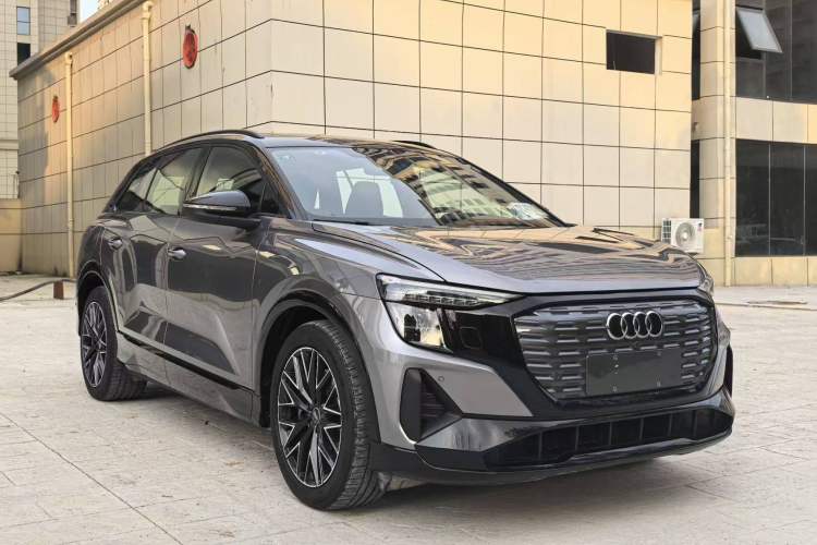 Used Audi Q5 e-tron 2022 40 e-tron Starlight Edition Mech Kit Exterior 3