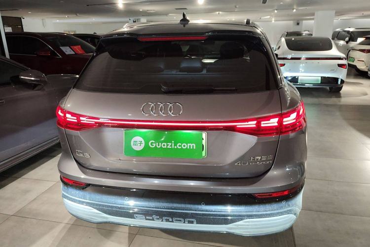 Used Audi Q5 e-tron 2022 40 e-tron Starlight Edition Mech Kit Exterior 4