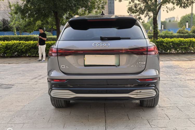 Used Audi Q5 e-tron 2022 40 e-tron Starlight Edition Mech Kit Exterior 7