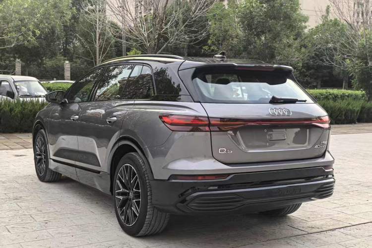 Used Audi Q5 e-tron 2022 40 e-tron Starlight Edition Mech Kit Exterior 7