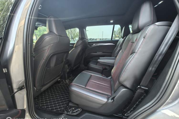 Used Audi Q5 e-tron 2022 40 e-tron Starlight Edition Mech Kit Interior 3