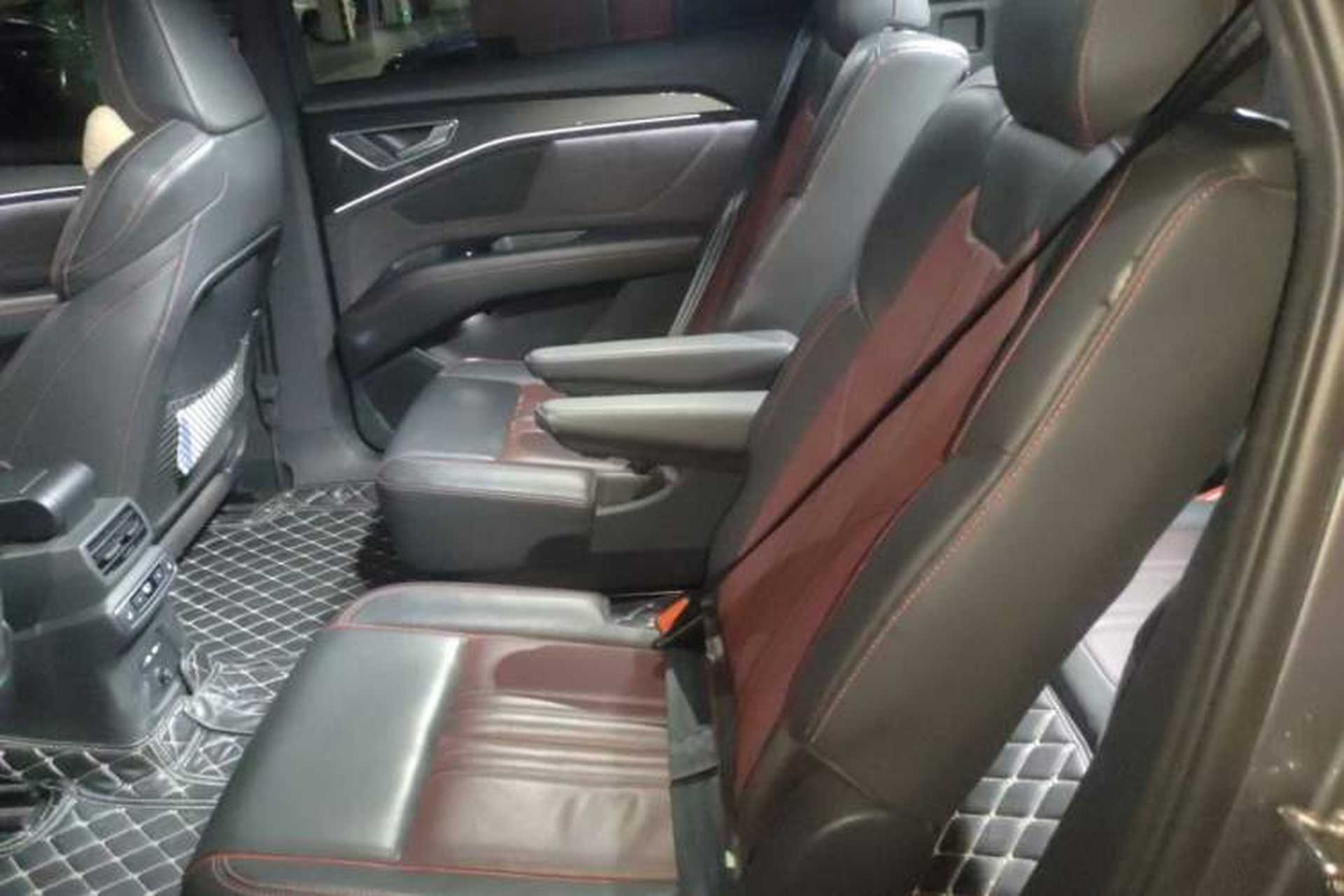 Used Audi Q5 e-tron 2022 40 e-tron Starlight Edition Mech Kit Interior 4