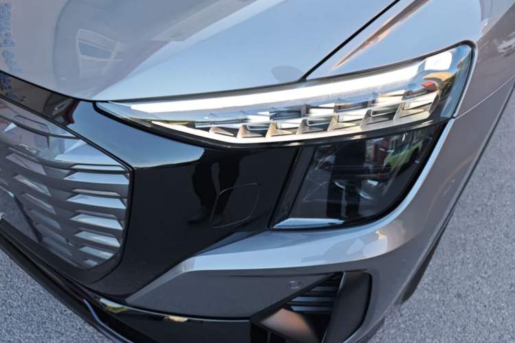 Used Audi Q5 e-tron 2022 40 e-tron Starry Edition Mechanical Suit Sun-Chasing Version Left Front Headlight
