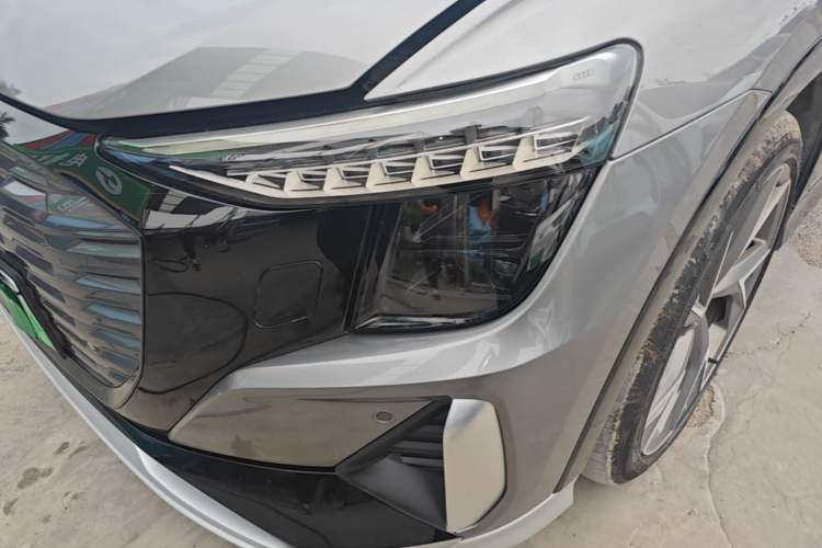 Used Audi Q5 e-tron 2022 40 e-tron Starlight Edition Mech Kit Left Front Headlight