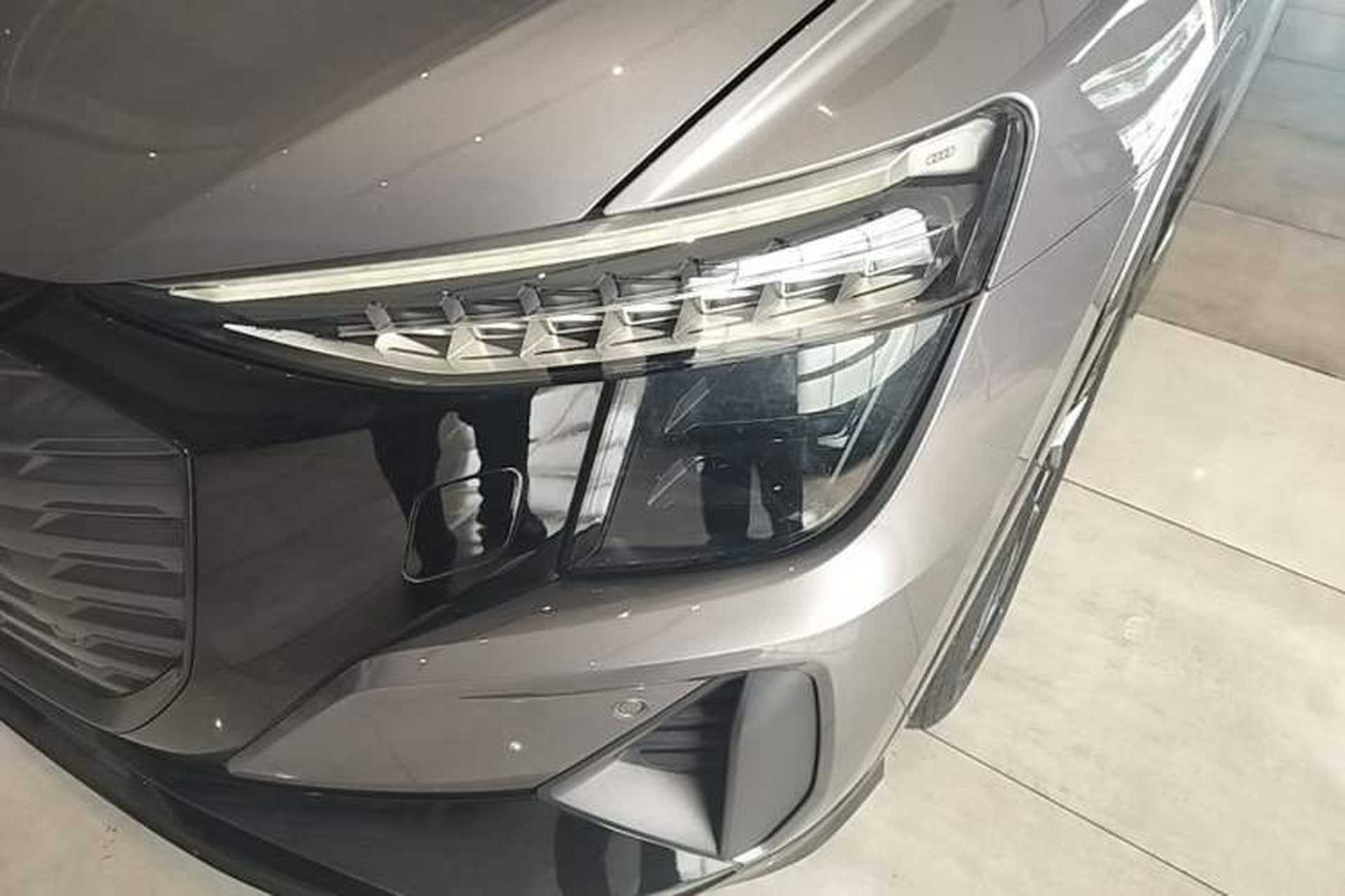 Used Audi Q5 e-tron 2022 40 e-tron Starlight Edition Mech Kit Left Front Headlight