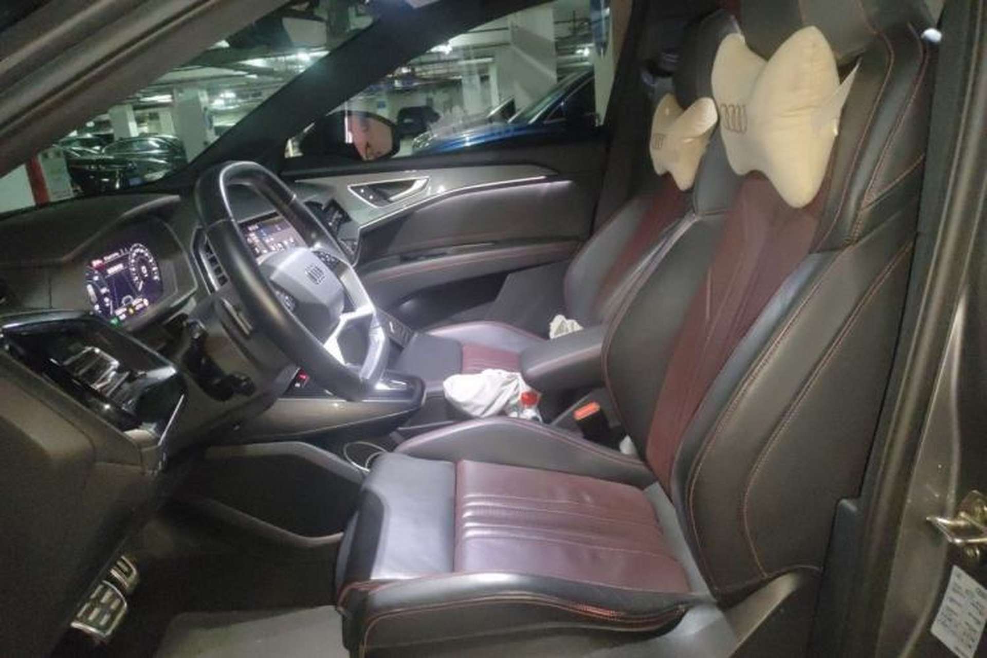 Used Audi Q5 e-tron 2022 40 e-tron Starlight Edition Mech Kit Left Front Seat