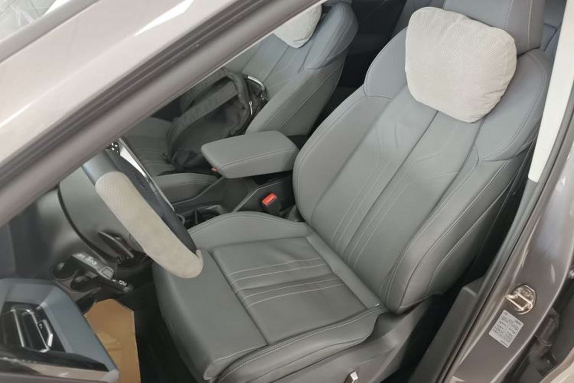 Used Audi Q5 e-tron 2022 40 e-tron Starry Edition Luxury Package Left Front Seat