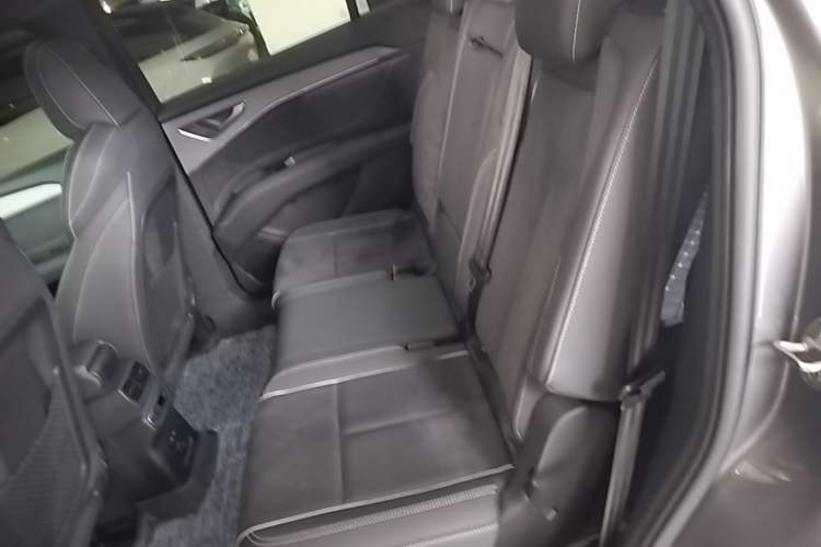 Used Audi Q5 e-tron 2022 40 e-tron Starlight Edition Mech Kit Left Rear Seat