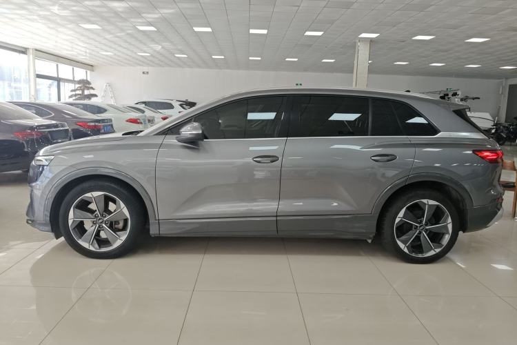 Used Audi Q5 e-tron 2022 40 e-tron Starry Edition Luxury Package Left Side