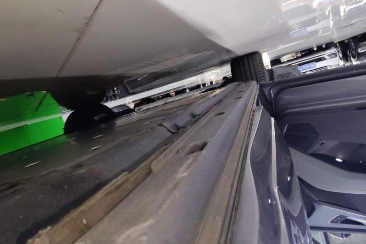 Used Audi Q5 e-tron 2022 40 e-tron Starry Edition Luxury Package Left Side Sill