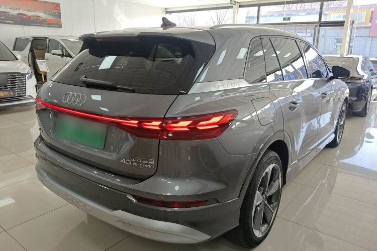 Used Audi Q5 e-tron 2022 40 e-tron Starry Edition Luxury Package Rear Right 45 Deg